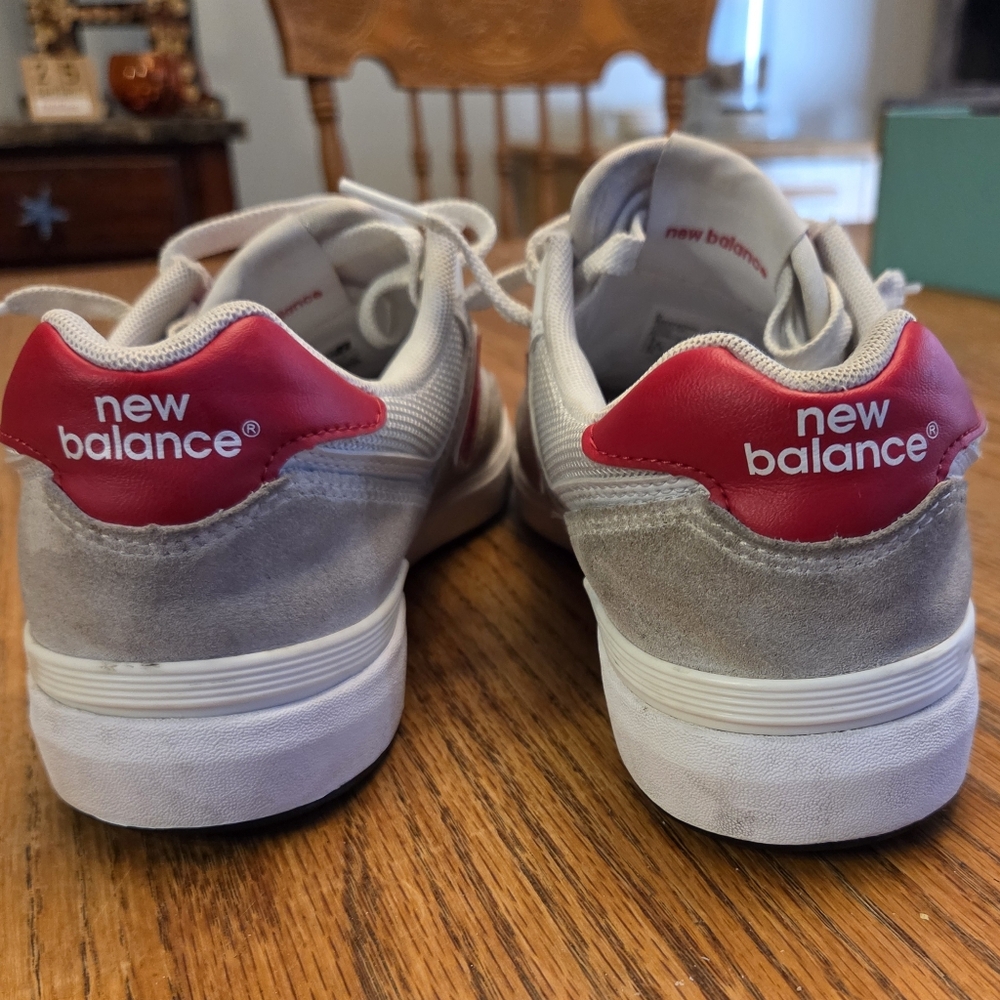 New Balance Light Gray and Red Athletic Shoes Retro - Picture 3 of 9